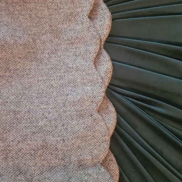 Preppy wool skirt - Picture 3 of 4